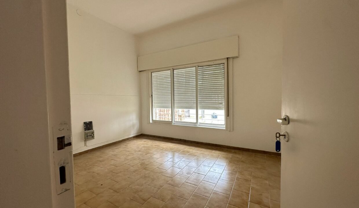 WhatsApp Image 2025-10-23 at 2.32.26 PM (1)