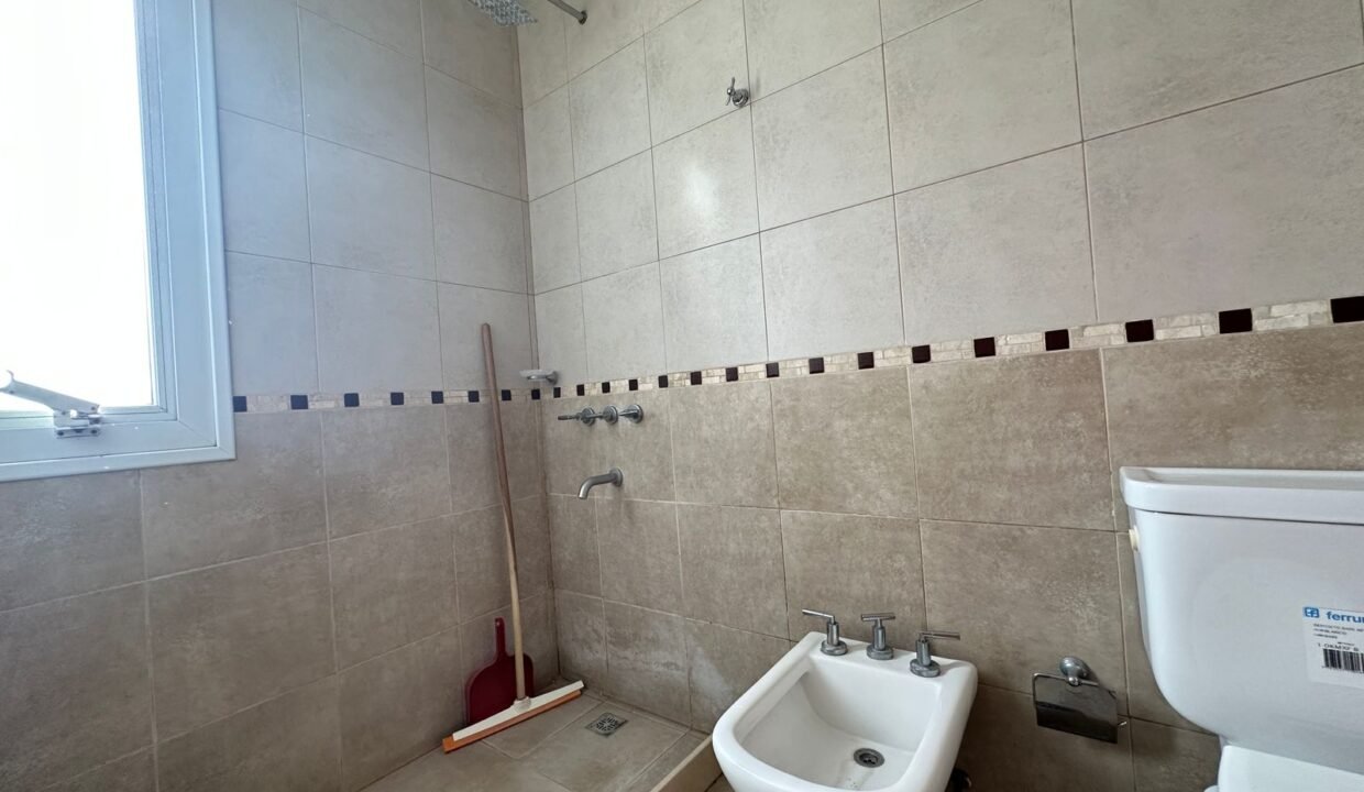 WhatsApp Image 2025-10-27 at 10.08.40 AM (1)