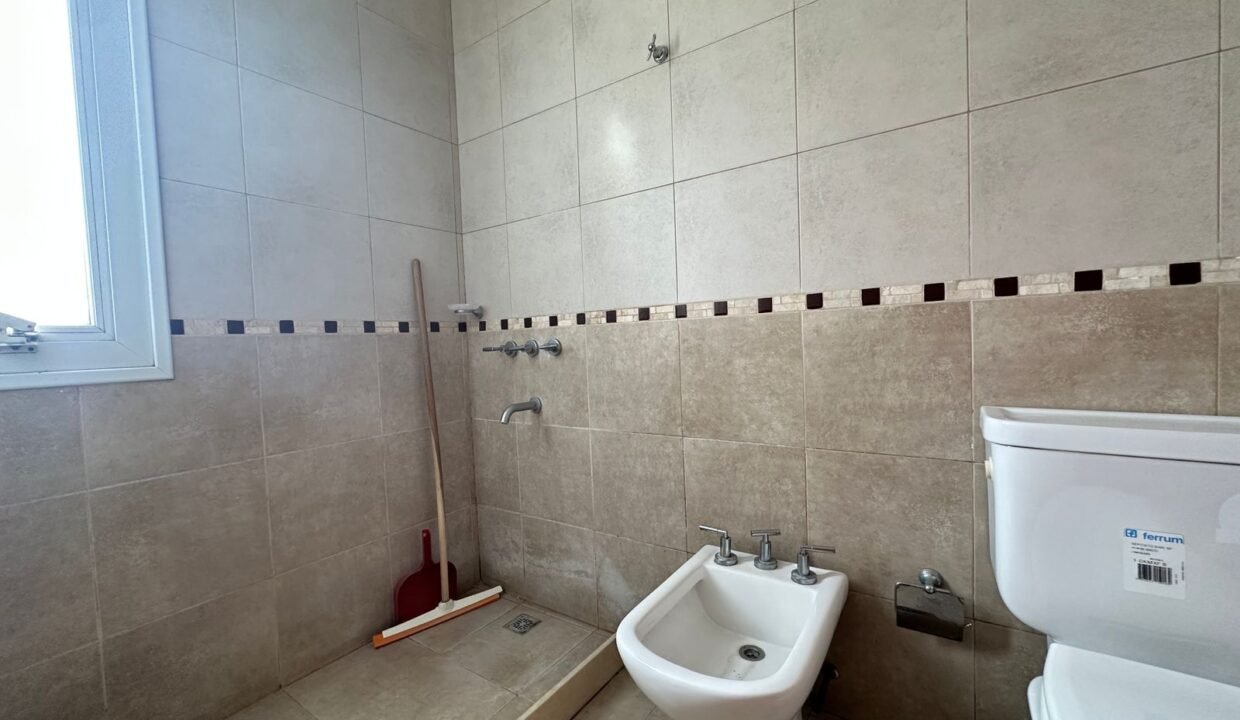 WhatsApp Image 2025-10-27 at 10.08.40 AM