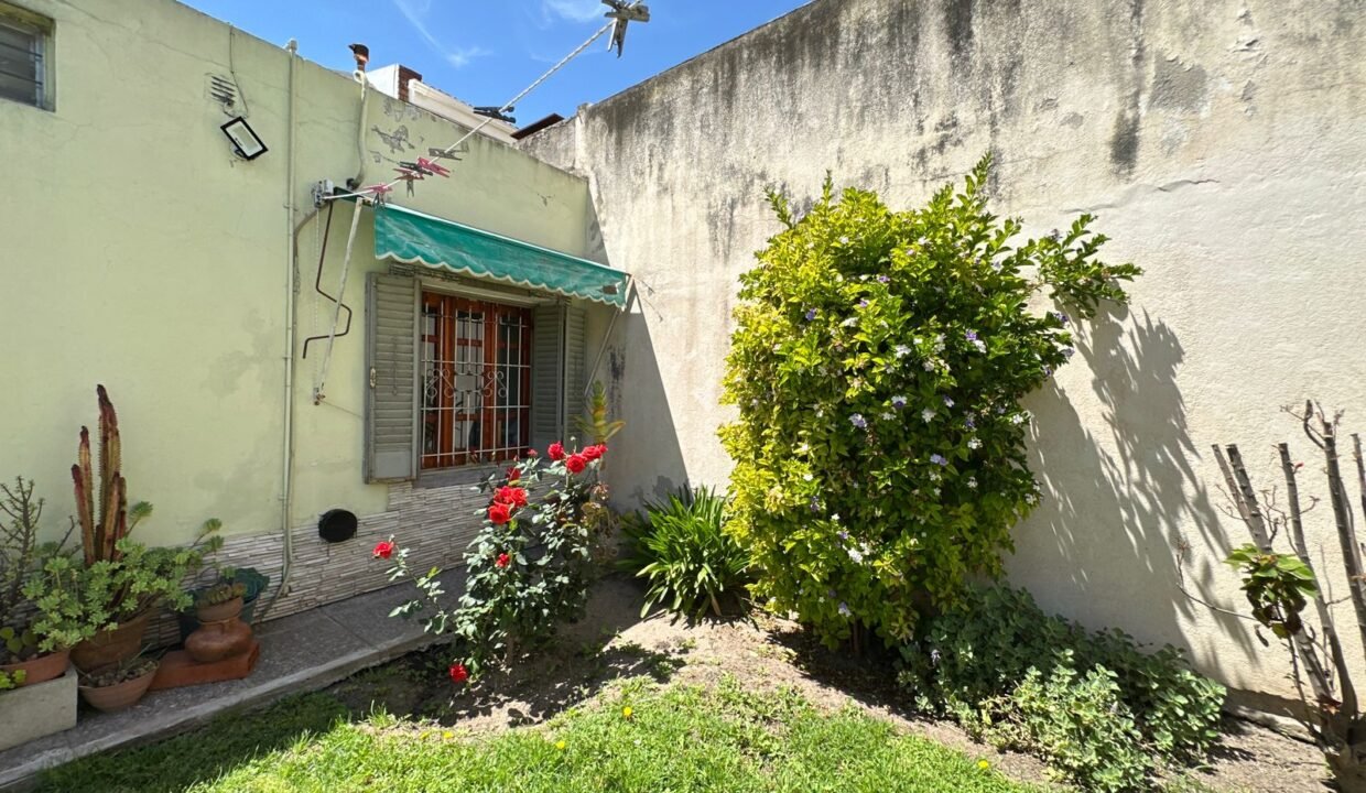 WhatsApp Image 2025-10-20 at 12.40.25 PM (1)