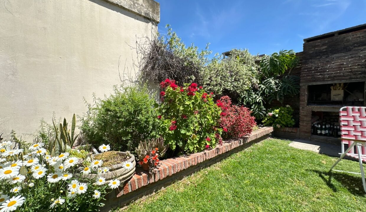 WhatsApp Image 2025-10-20 at 12.40.25 PM (3)