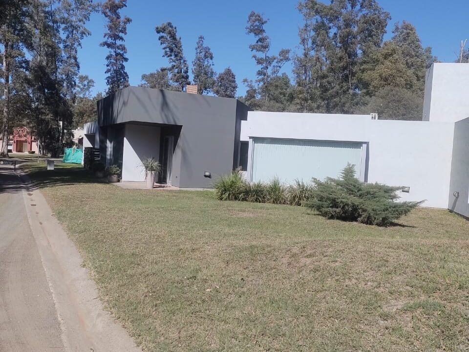 WhatsApp Image 2022-08-19 at 1.37.10 PM (2)