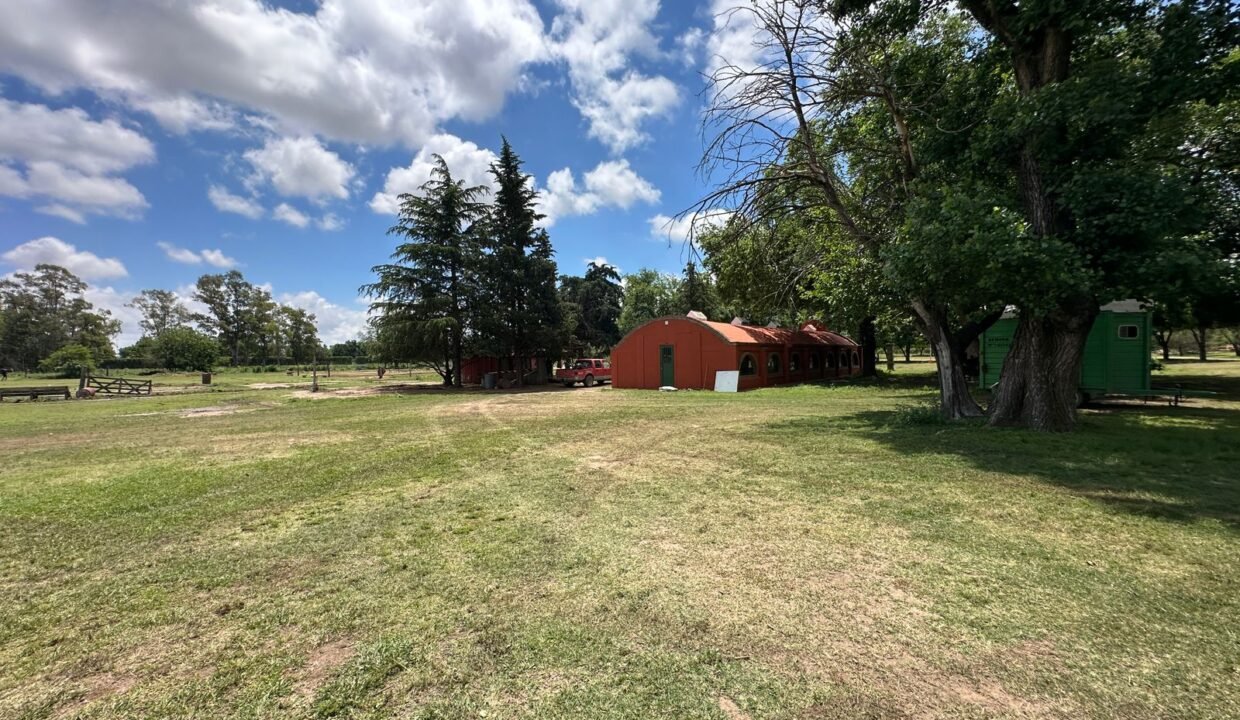 WhatsApp Image 2025-11-05 at 1.09.29 PM