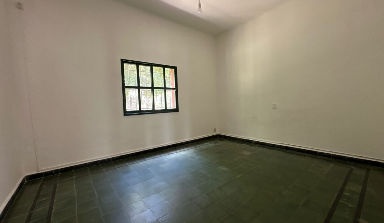 WhatsApp Image 2025-11-05 at 1.09.32 PM (2)