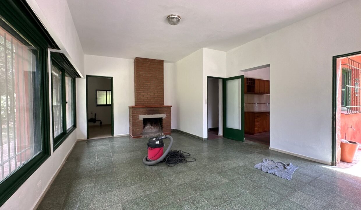 WhatsApp Image 2025-11-05 at 1.09.35 PM