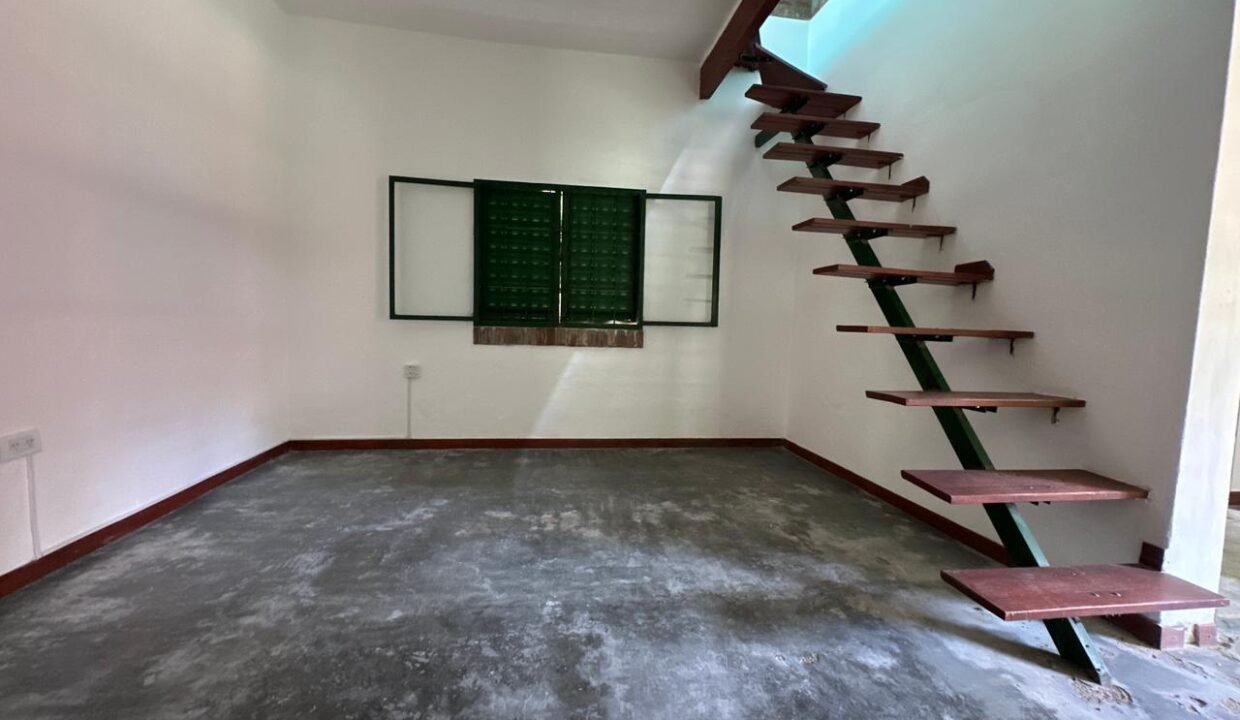 WhatsApp Image 2025-11-05 at 1.09.38 PM