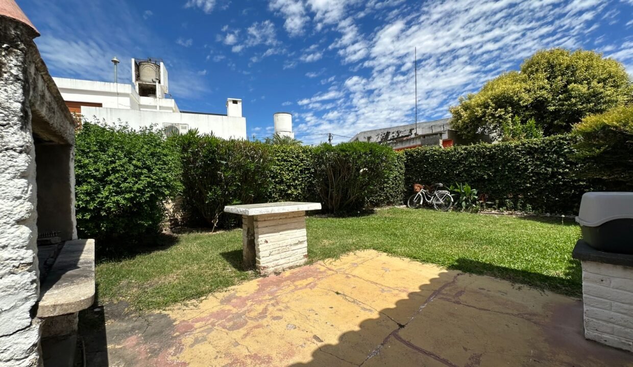 WhatsApp Image 2025-12-02 at 11.16.58 AM (1)