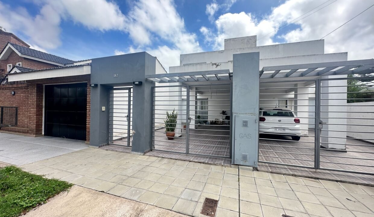 db383ea7-4483-4633-83c8-471c60b3ad3e